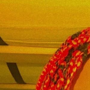 Meet your Posher, Lina